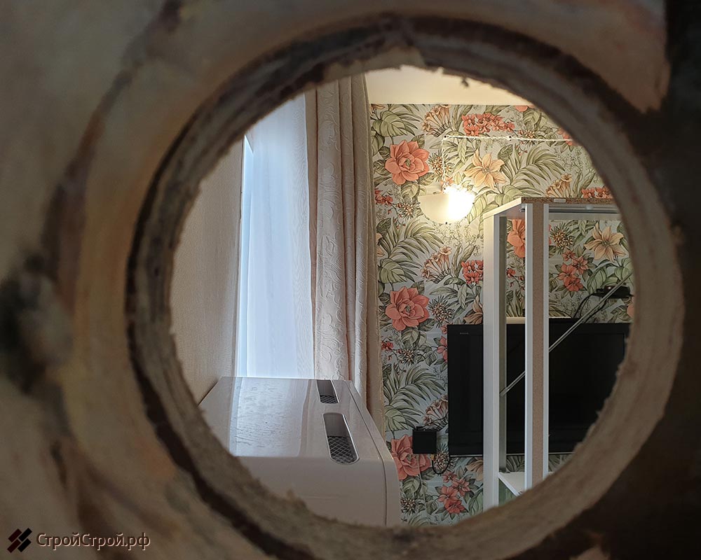 Отверстие в стене для вент канала